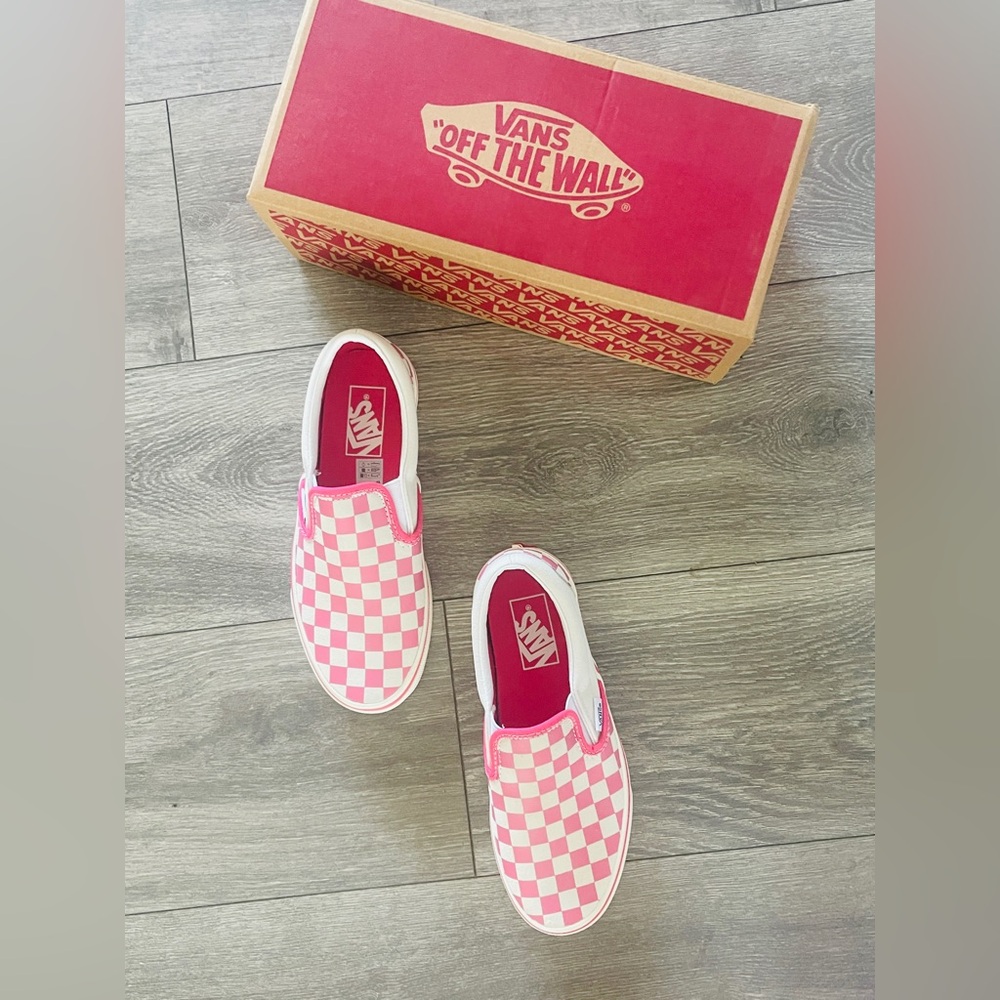 COPY - New vans pink checker shoes.